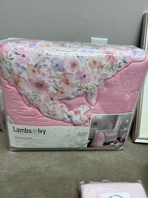 Juego de cama para cuna Lambs & Ivy Girls Rule the World, tengo dos juegos nunca abiertos Foto 1 de 2