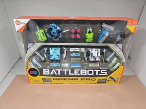 HEXBUG BattleBots Arena Pro Robot Telecomando Giocattoli per Bambini, Oltre 100 Configure - Foto 1 di 17