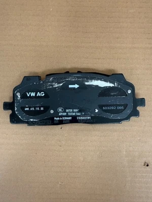 AUDI SQ7 4.0TDi 4MB 2 GENUINE AUDI VW BRAKE BRAKE PAD 4M0615115DS - Image 1 of 4