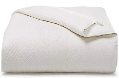 Hotel Collection Avalon Full / Queen Duvet Cover New out of the Package - Image 1 of 4