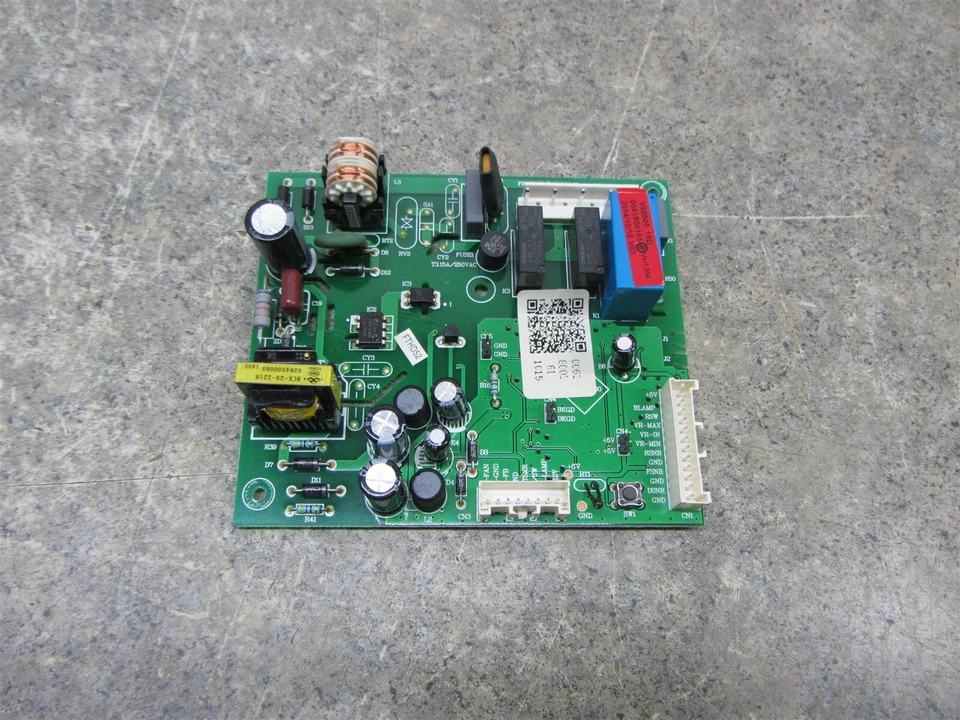 HAIER REFRIGERATOR CONTROL BOARD PART # WR55X27784 - Image 1 of 1