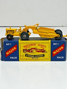 Matchbox Major Pack No. 1 Caterpillar DW20 Tractor & Scraper with Original Box - Picture 1 of 17