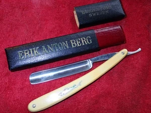 VINTAGE STRAIGHT RAZOR in BOX ERIK ANTON BERG ESKILSTUNA SWEDEN SWEDISH - Picture 1 of 6