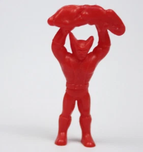 Vintage 1980's Marvel Wolverine Lifting Rock Yupi Premium Figure Colombia - Rare - Picture 1 of 2