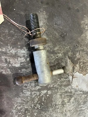 Atlas 3020 Table Saw Trunnion Tilt Lock Lever w/Bushing - Image 1 of 4