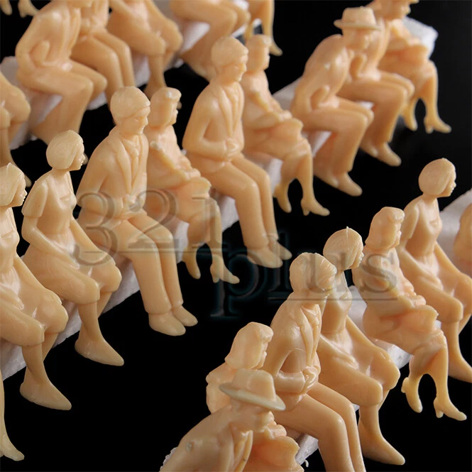 50 Stk. Modellbau Spur 1 Sitzende Figuren männliche weibliche Fahrgäste 1:32 - Bild 1 von 4