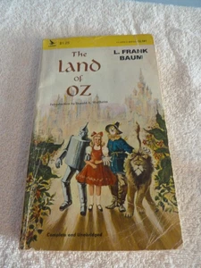 Land of Oz L Frank Baum Airmont Classic 1969 Paperback - Picture 1 of 11