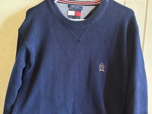 Tommy Hilfiger Men's Vintage Lion’s Crest Embroidered Sweater Navy Blue Size M - Picture 1 of 4