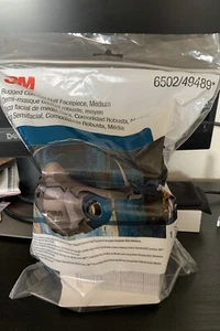 3M Rugged Comfort Reusable Facepiece Half Face Mask Respirator Protection Medium - Picture 1 of 3