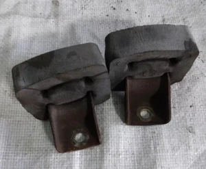 944 Porsche rubber mount exhaust hangers 928 111 259 01 - Picture 1 of 4