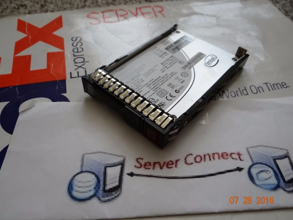 734360-B21 717964-002 HP 80GB SATA 6G SFF 2.5'' SC Solid State Drive 734562-001  - Image 1 of 1