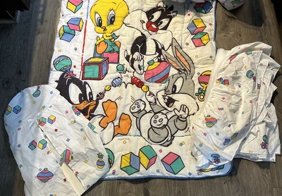 Juego de cuna Gerber vintage Baby Looney Tunes 5 piezas sábana edredón Foto 1 de 4