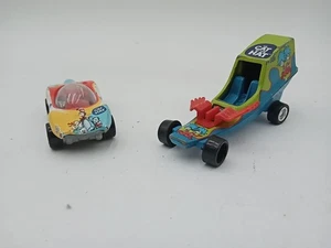 Johnny Lightning Cars 2er Set Dr. Seuss "The Cat in the Hat" #uib3 - Bild 1 von 11