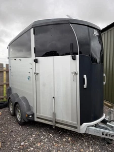 Ifor Williams 506 HBX Silver Horse Trailer 2019 - Excellent condition -Horsebox - Picture 1 of 9