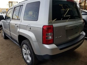 Engine ECM Electronic Control Module 2.0L Fits 11-12 CALIBER 389850 - Picture 1 of 9