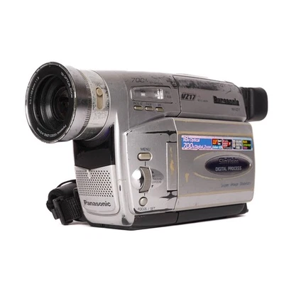 Panasonic NV-VZ17 VHS-C PAL Camcorder - Silver - FULLY FUNCTIONAL - Image 1 of 4