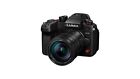 Fotocamera Panasonic Lumix GH6 con obiettivo 12-60mm F2.8-4 Leica DG Vario-Elmar