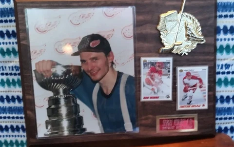 Detroit Red Wing's Sergei Fedorov #91 plaque 16"X12" Upper Deck Card Stanley Cup Cover
