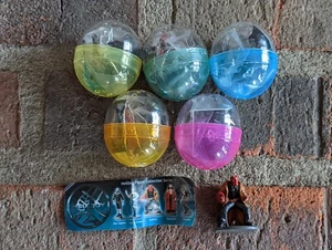 HELLBOY 2004 Tomy Mini Figure Gacha Gachapon Lot Complete Set of 5 NEW SEALED! - Picture 1 of 3