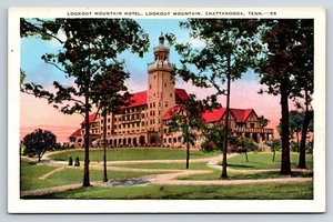 Postcard Chattanooga, Tennessee Lookout Mountain Hotel - Picture 1 of 2