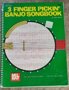 3 Finger Pickin' Banjo Songbook First Year Student Beginner Mel Bay Mike Bailey - Picture 1 of 6