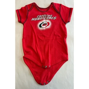 NHL Apparel Carolina Hurricanes roter Pullover Unisex 12 Monate 100 % Baumwolle neu ohne Etikett - Bild 1 von 4