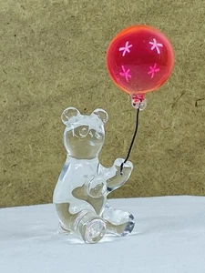 "Oso de peluche de vidrio transparente de 2"" con un globo redondo de plástico rosa/rojo a 3""" - Imagen 1 de 15