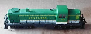Model Power Alco RS2 Diesel Locomotive ~ Southern ~ Rd# 2060 - HO - Picture 1 of 6