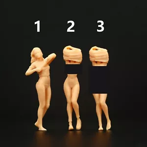 Modellino in miniatura ragazza che si spoglia 1:64 1:43 per auto veicoli - Foto 1 di 5