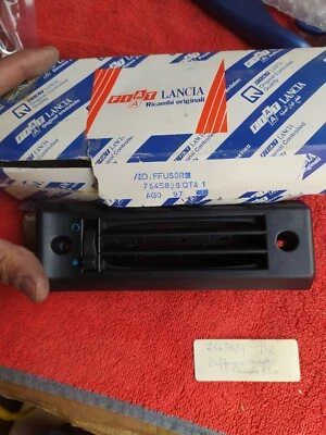 ORIGINALE 7545829 DIFFUSORE BOCCHETTA DX RISCALDAMENTO FIAT PANDA 141 4x4 R/86 - Image 1 of 4