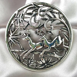 Vintage Silver Tone 1958 Deers Brooch Elegant Christmas Party Pin Sarah Coventry - Picture 1 of 13