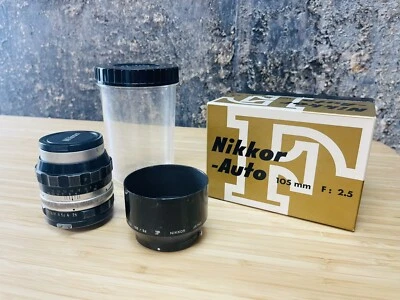 Nikon NIKKOR-P Auto 105mm 1:2,5 lens Used condition with Bubble, Cap and Box! - Image 1 of 4
