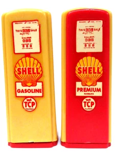 1950's SHELL red/yellow DECAL pair of matched GAS PUMP salt & pepper shakers * - Picture 1 of 4