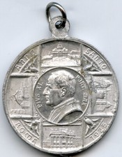 POPE PIUS XI ANNO SANTO 1925 PAX CHRISTI IN REGNO CHRISTI PENDANT MEDAL 26MM 2G