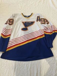 Authentic Sewn/Stitched Wayne Gretzky St. Louis Blues Vintage Jersey #99, Size L - Picture 1 of 6
