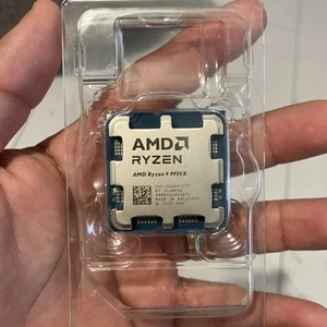 AMD Ryzen 9 9950X - Photo 1/3