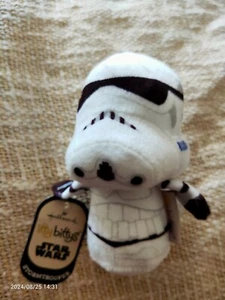 Hallmark Itty Bittys - STORMTROOPER (Star Wars) - Stuffed Plush Toy. - Picture 1 of 5