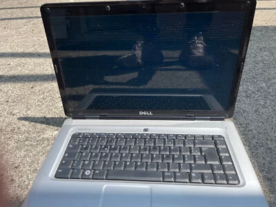 pc portable DELL Inspiron 1545 300go HDD Pentium T4200 4go de ram  - Photo 1/4