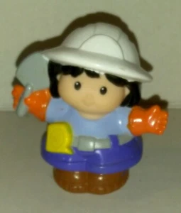 Fisher Price Little People 2002 Construction Girl Orange Gloves and Shovel - Picture 1 of 4