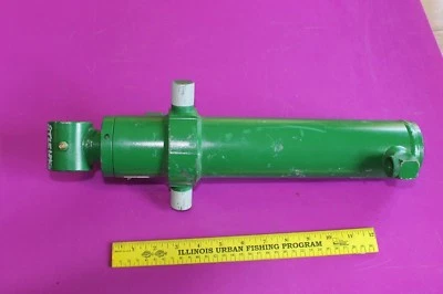 Conjunto de cilindros hidráulicos TYM Montana Tractors BT651-81410. BT65181410. NOS.  - Imagem 1 de 3