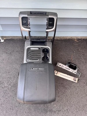 Consola central Ram Limited 13-18 cuero madera negra 1500 2500 3500 intercambio completo Foto 1 de 4