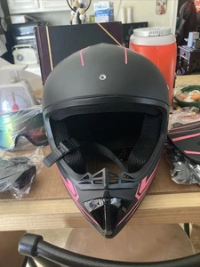 Youth Brand New Motorcycle/dirtbike Helmet With Accessories  - Picture 1 of 7