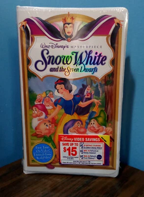 'Snow White & the 7 Dwarfs' Walt Disney's Masterpiece Edition VHS Tape Brand New - Image 1 of 2