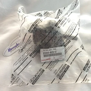 Genuine OEM Fuel Filter Assembly 23300BZ010 Fits 2015 - 2018 Toyota Avanza 2NRVE - Foto 1 di 2