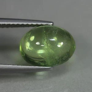 3.37 Cts_Loose Gemstone_100 % Natural Unheated Green Peridot Cabochon_Pakistan - Picture 1 of 3