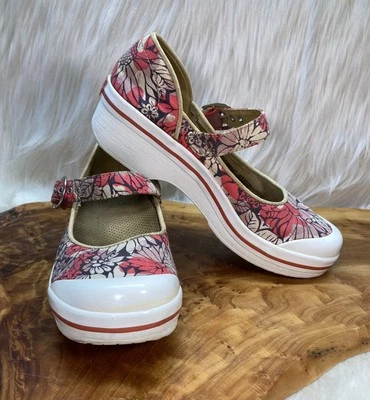 Zuecos florales DANSKO veganos Valerie Mary Jane talla EU 37 US 6.5-7 US rojo blanco Foto 1 de 4