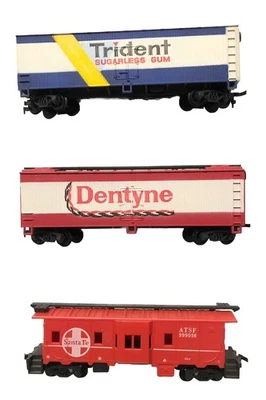 Trident - Dentyne Gum & Santa Fe Model Power HO Scale Vintage Train Cars - Image 1 of 4