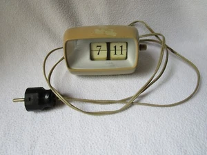 COPAL Caslon 101 Klappzahlen Tischuhr Uhr funktioniert Modell 1965 made in Japan - Picture 1 of 14