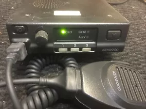 Kenwood TK-752(E) VHF FM High Band Taxi Transceiver 25 Watt only 14x7x17cm - Picture 1 of 6