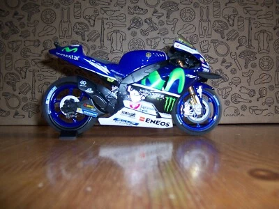 YAMAHA YZR-M1 Valentino Rossi motogp 2016 minichamps 1:12 - Bild 1 von 4